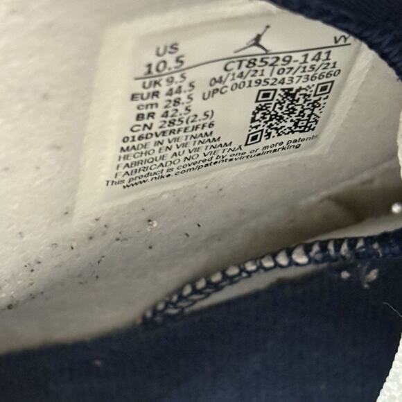 Size 10.5 - Jordan 6 Retro Midnight Navy CT8529-141 - Picture 11 of 11